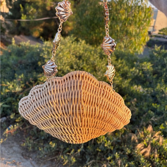 Tommy Bahama Shell Bag – Mermaidcore Coastal Purse - Picture 2 of 5